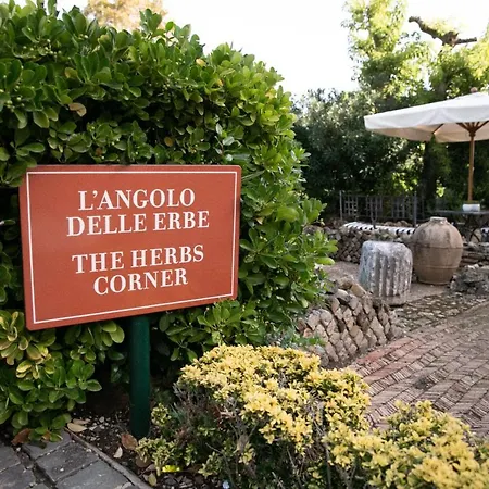 Szálloda La Posta Vecchia