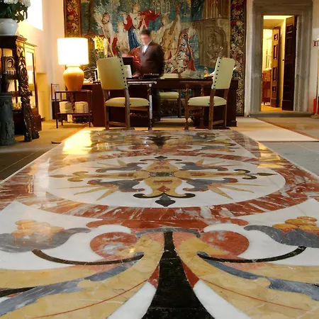 Szálloda La Posta Vecchia 5*