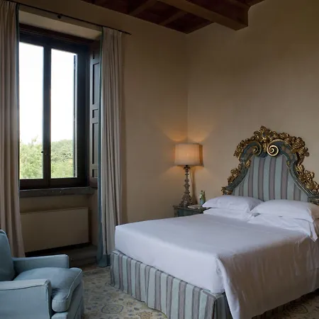 Szálloda La Posta Vecchia 5*