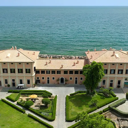 La Posta Vecchia Szálloda