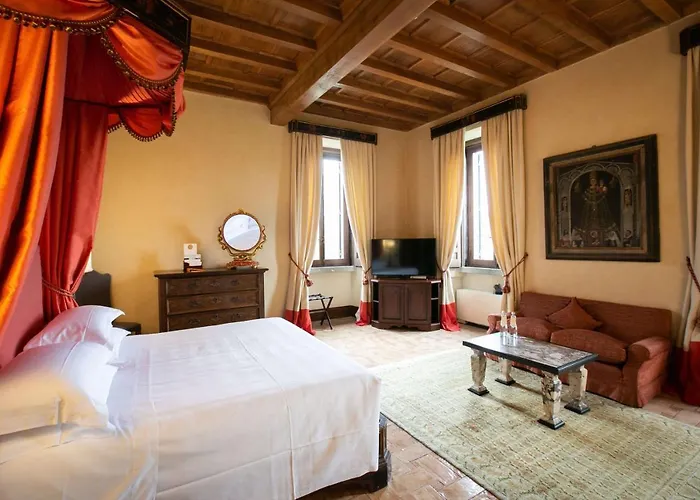 拉波斯塔维奇亚酒店 5* 拉迪斯波利