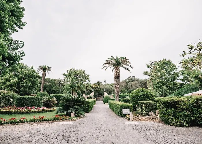 拉波斯塔维奇亚酒店