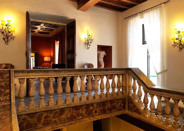 拉波斯塔维奇亚酒店 酒店