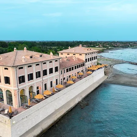 La Posta Vecchia 5* Ladispoli