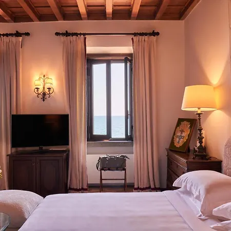 La Posta Vecchia Hotel