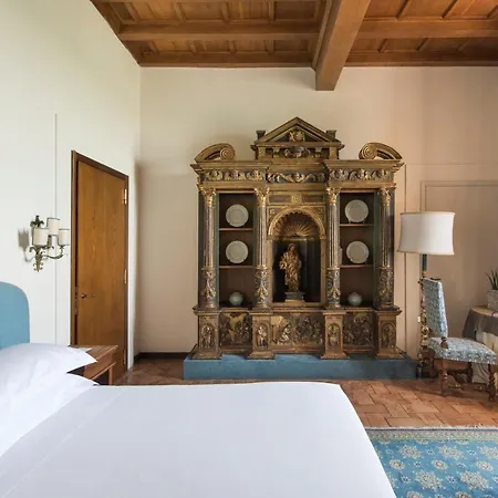 La Posta Vecchia 5* Ladispoli