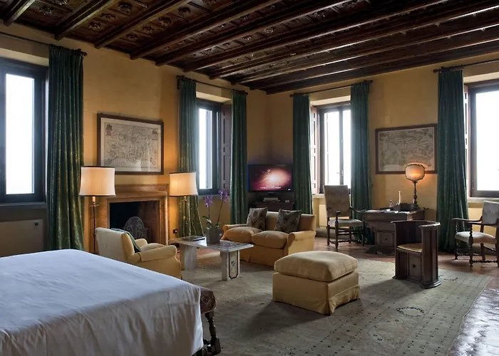 La Posta Vecchia מלון